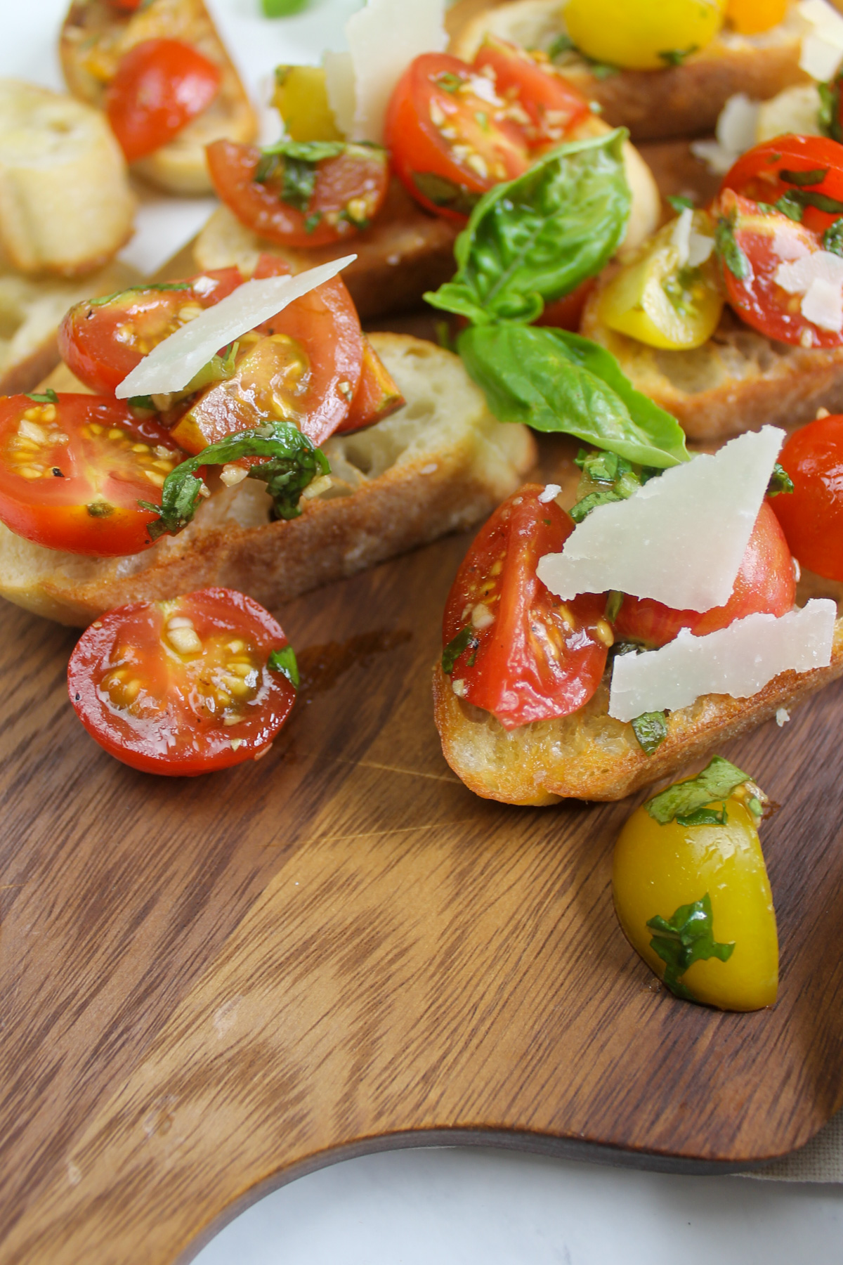 Close up of cherry tomato bruschetta.