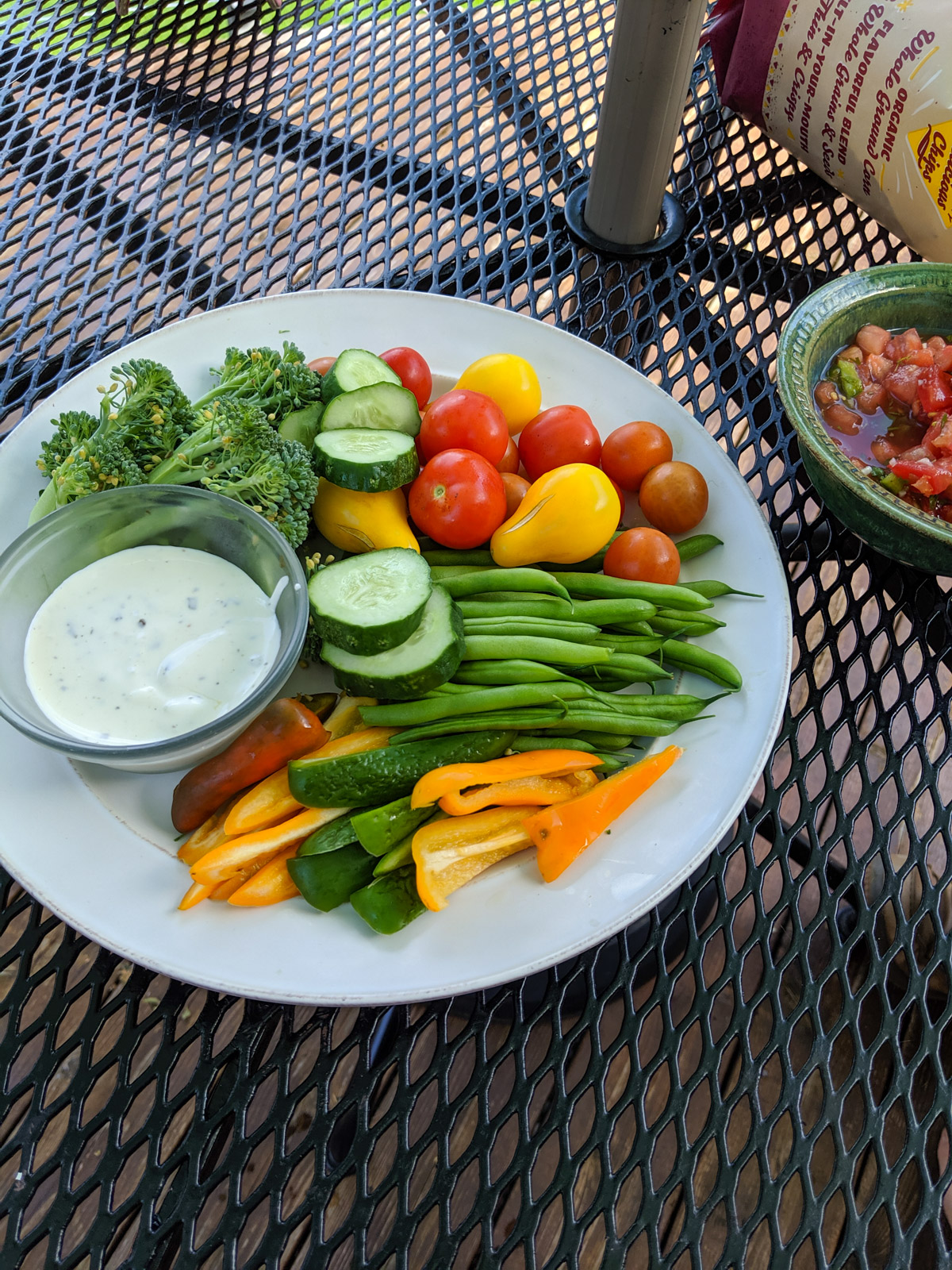 Garden fresh snack, veggies and dip.