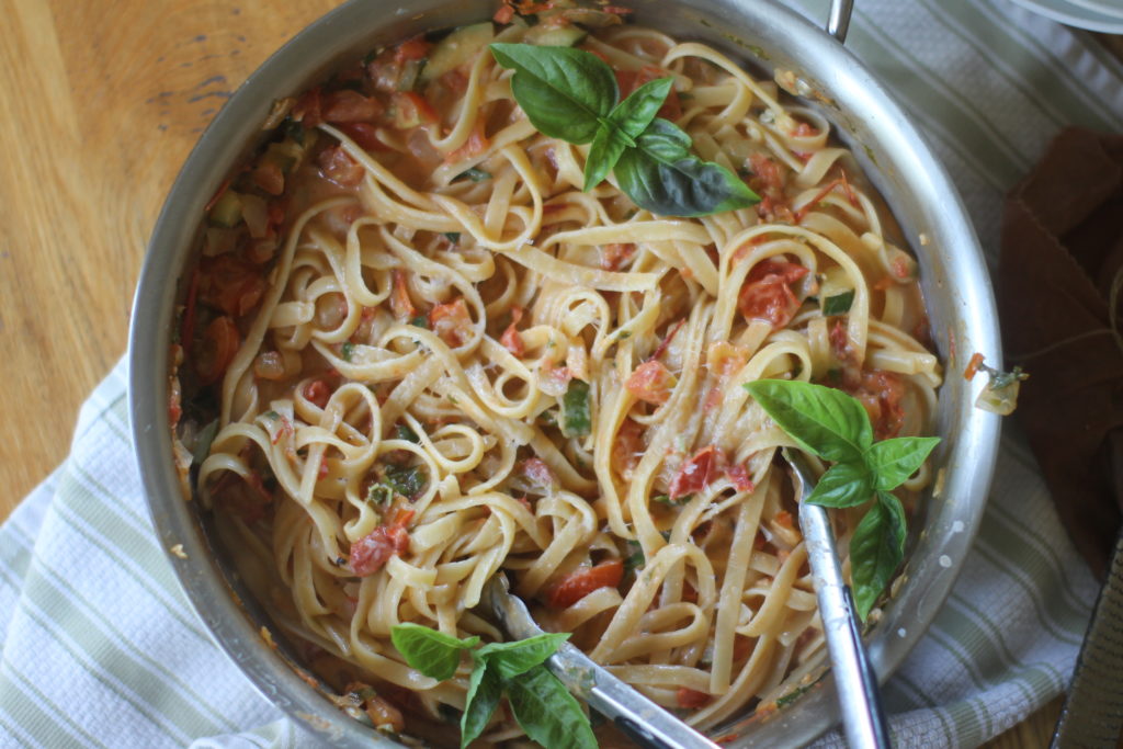 Creamy Tomato Basil Fettuccine Creamy Tomato Basil Fettuccine