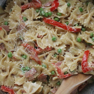 Creamy Farfalle Pasta