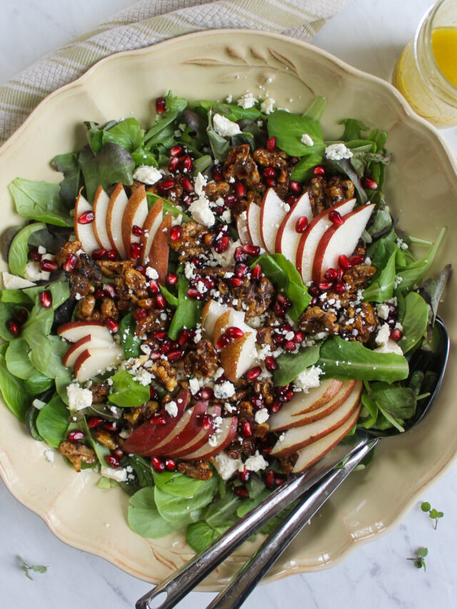 Pear Blue Cheese Salad