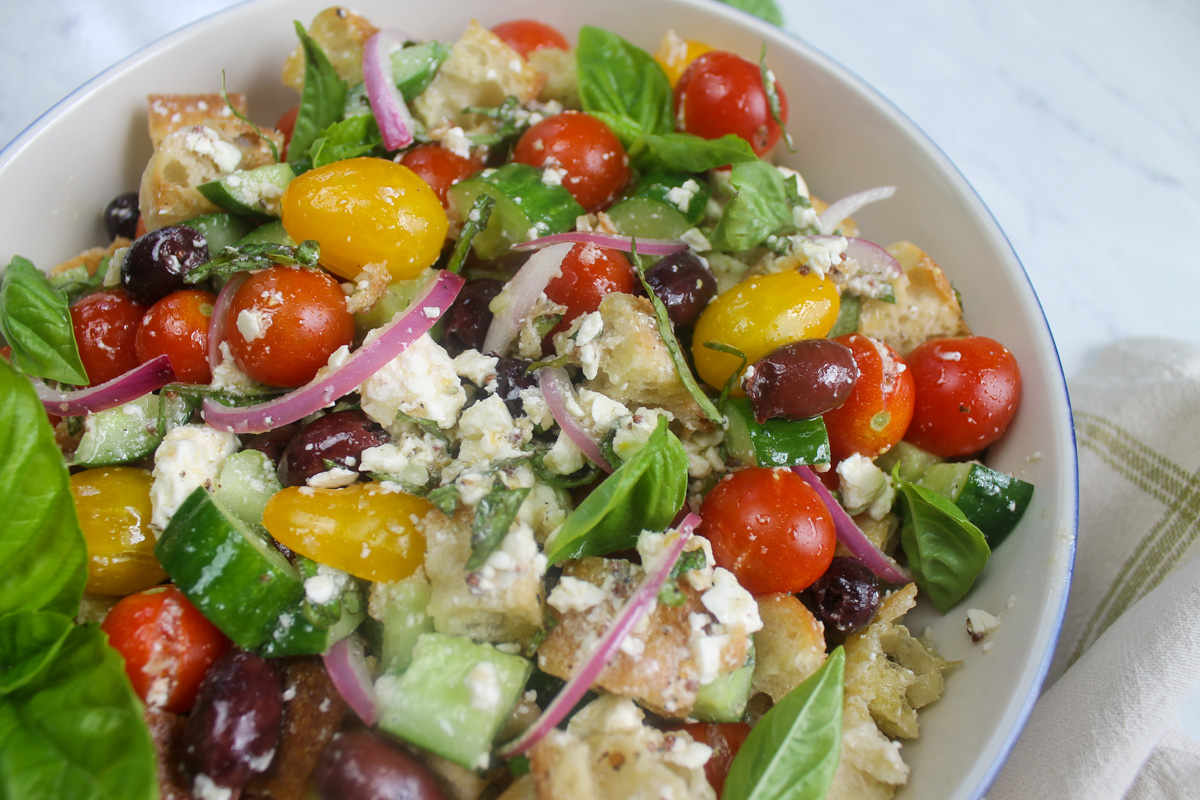 The finished panzanella salad ready to serve.