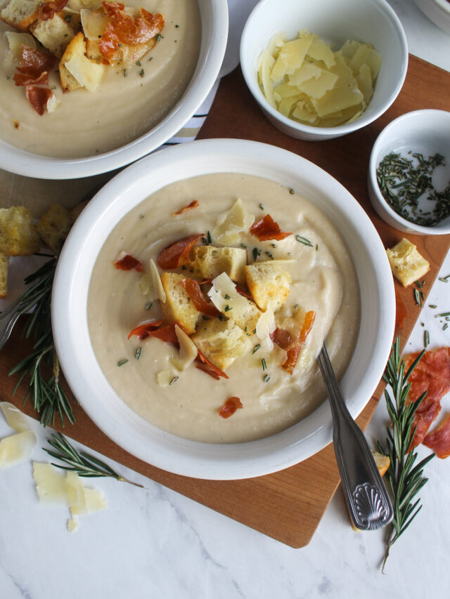 Creamy Cauliflower White Bean Soup